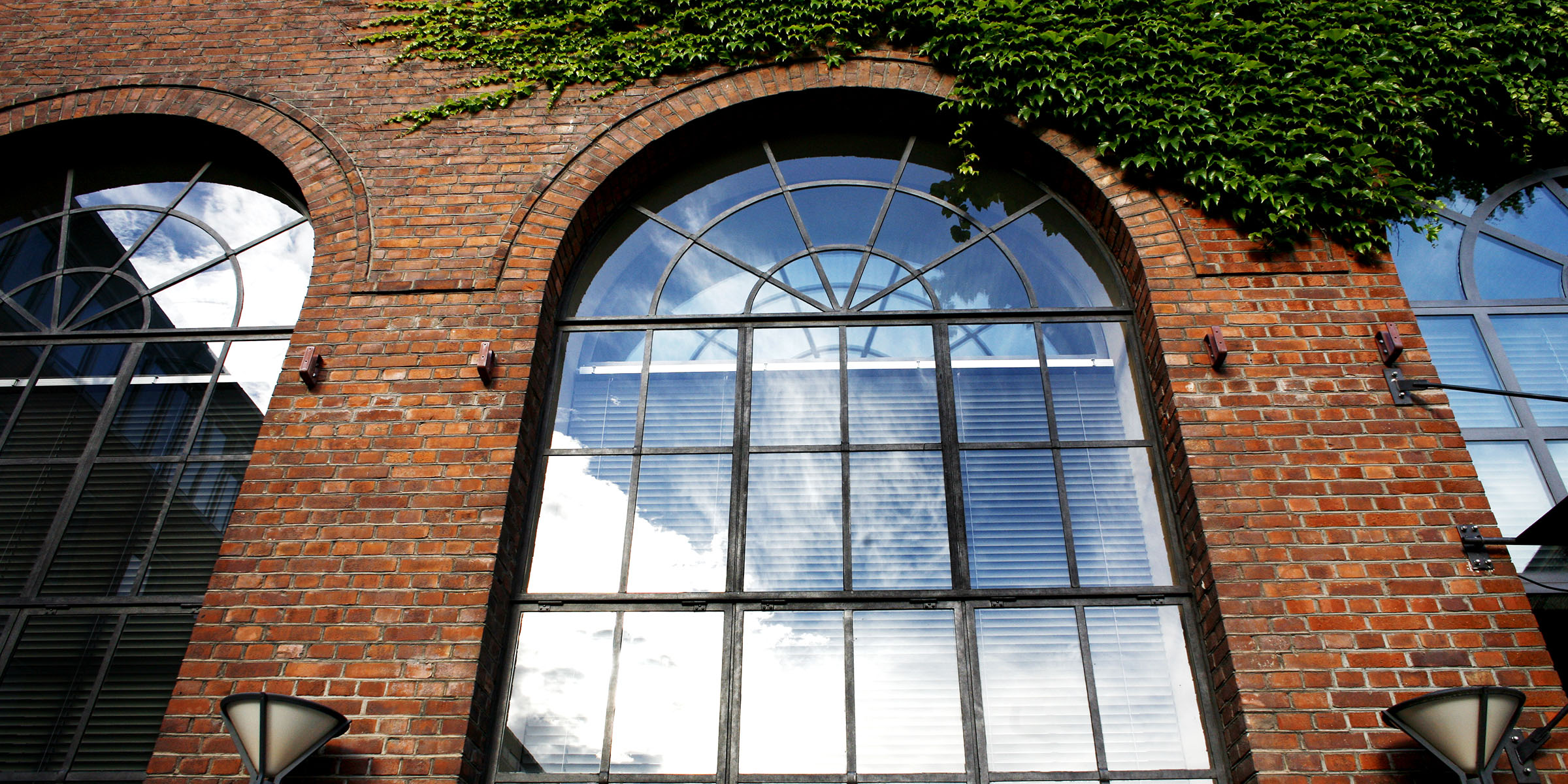 Photo of the facade of